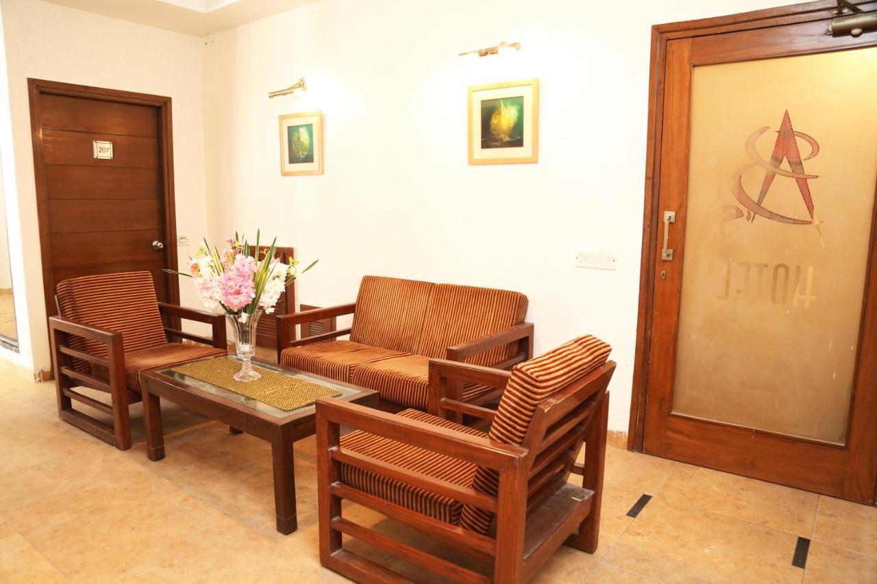 Hotel H26 Chandīgarh Εξωτερικό φωτογραφία