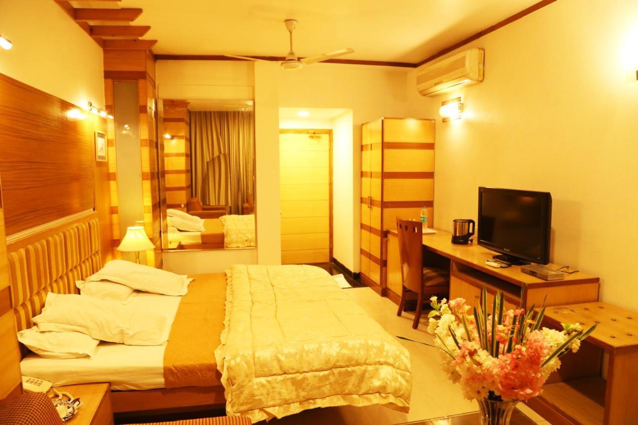Hotel H26 Chandīgarh Εξωτερικό φωτογραφία
