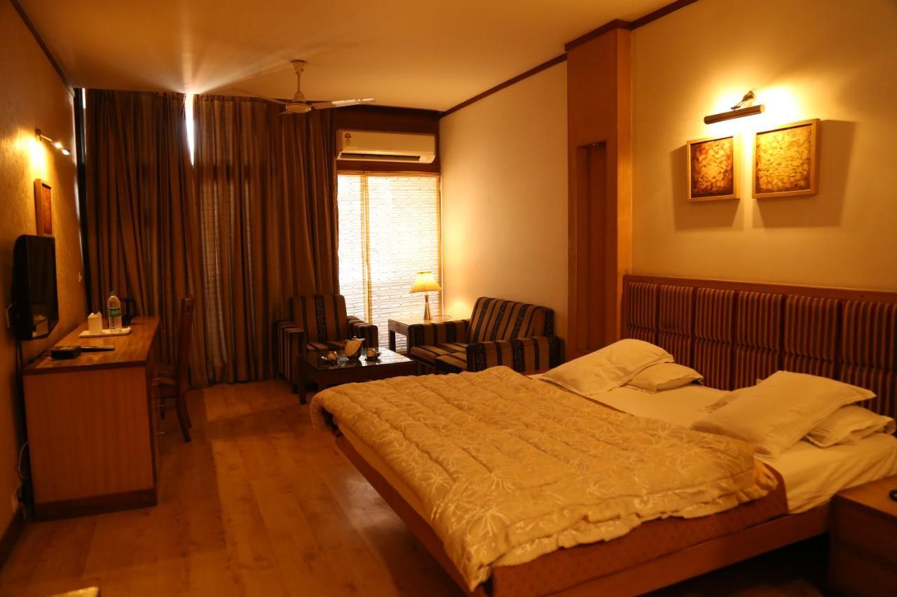 Hotel H26 Chandīgarh Εξωτερικό φωτογραφία